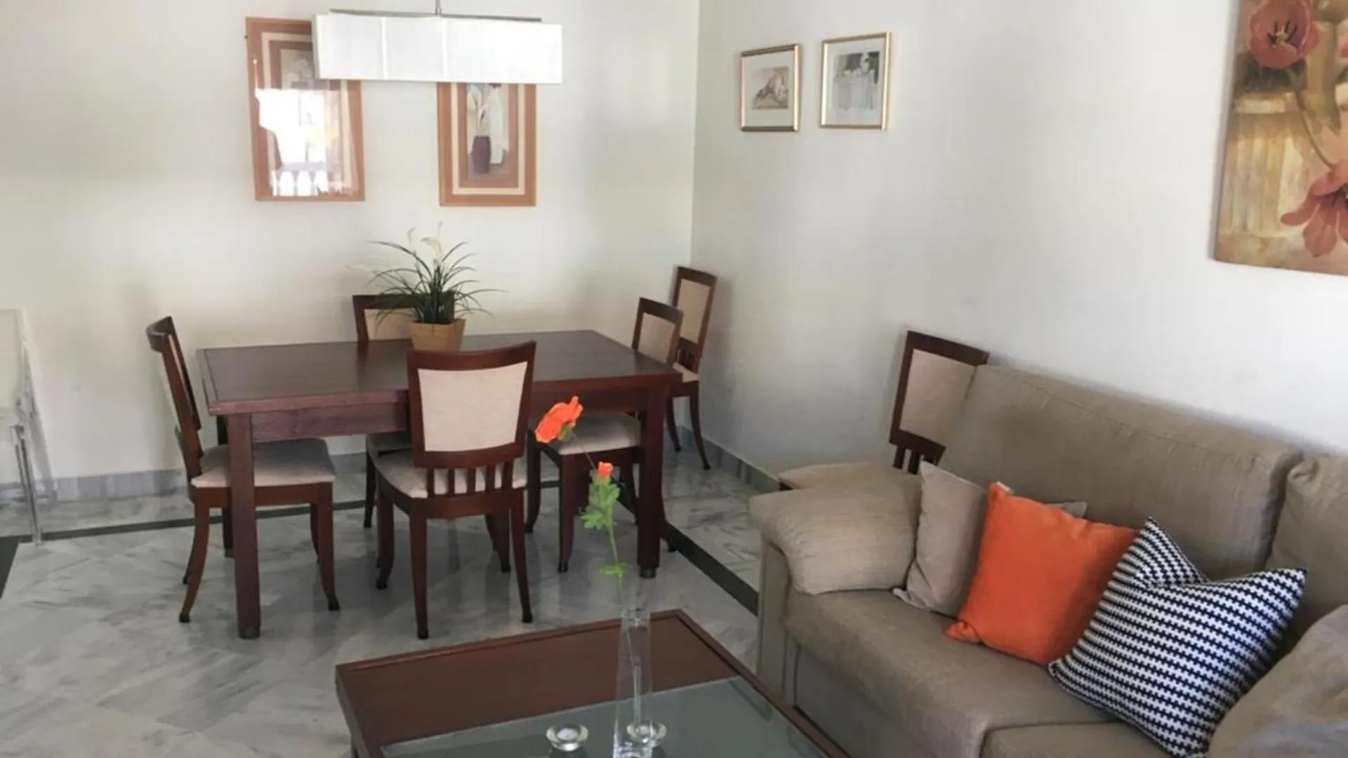 Puerto Bbanus Beaches And Marina, Playground The Rich & Famous, Is Only 1Km Walk Away Marbella